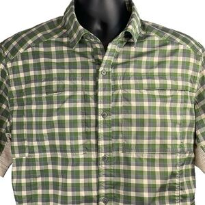 REI Button Up Shirt Mens Large Green Plaid Vented Stretch Hiking Fishing Camping